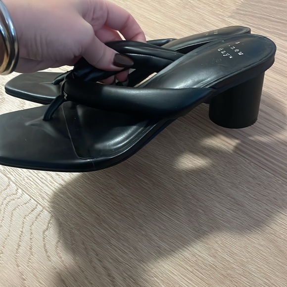 target heel sandals - Picture 2 of 2